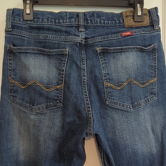 Wrangler BlueStraight Fit EUC 32x30 Straight-Leg Jeans Classic Stretch Denim - Picture 11 of 16